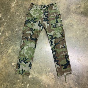 Nike SB Camo Cargo Pants Size 28